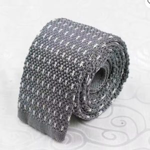 Mens Grey Knit Tie pattern