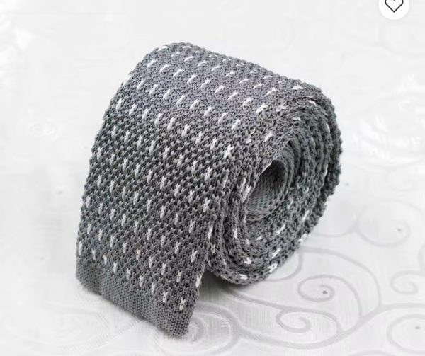 Mens Grey Knit Tie pattern